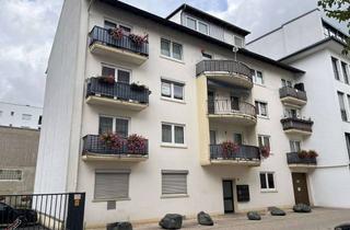 Wohnung kaufen in Gymnasiumstraße 71, 75175 Oststadt, Renovierungsprojekt mit Potenzial: Leerstehende 2-Zimmer-Wohnung mit Balkon in zentraler Lage
