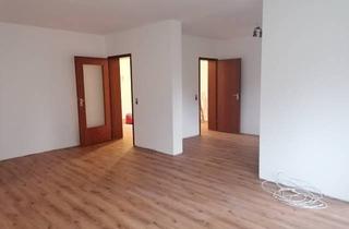 Wohnung kaufen in Grühlingshöhe, 66125 Saarbrücken, Erstbezug nach Sanierung: Großzügige 110 m² mit Balkon und Aufzug in Dudweiler
