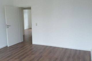 Wohnung mieten in Lützowstraße 42, 09119 Chemnitz, Gemütliche 4-Zimmer mit Laminat und Wannenbad in guter Lage!