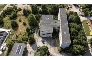Wohnung kaufen in 06385 Aken, Aken - Wohnkomplex in Aken - Potenzial für Seniorenwohnen betreutes Wohnen MFH auf 9.719 qm Grundstück!