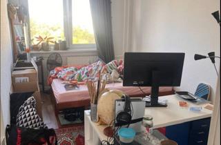 WG-Zimmer mieten in Landsberger Allee 189A, 10369 Berlin, Berlin - WG-Zimmer an der Landsberger Allee - entspannte WG mit großem Balkon ??