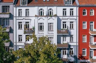 Wohnung kaufen in Tegeler Weg 104, 10589 Charlottenburg, Großzügige, 144 m² große 4-Zimmerwohnung mit Balkon, Wannenbad & Gäste-WC