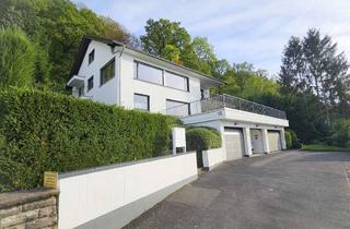 Wohnung kaufen in Am Horsberg 15, 53572 Unkel, Exklusive 4-Zimmer-Eigentumswohnung mit zwei Terrassen, Panoramablick und großer Garage in Unkel zu