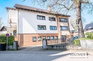 Wohnung kaufen in 66578 Schiffweiler, CHARAKTER – zwei Eigentumswohnungen, Schwimmhalle und zwei Garagen in Schiffweiler!
