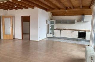 Wohnung mieten in 78120 Furtwangen, Sonnige und großzügige 2-Zimmer-Wohnung mit Balkon in 78120 Furtwangen zu vermieten!