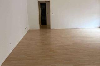Wohnung mieten in Gladbacherstr., 47798 Stadtmitte, Ab sofort verfügbar - Schöne 2-Zimmer-Wohnung im Zentrum von Krefeld mit Balkon