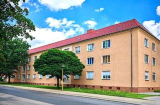 Wohnung mieten in Steinstraße 12a, 02977 Hoyerswerda, 2-Raumwohnung mit Einbauküche im Erdgeschoss