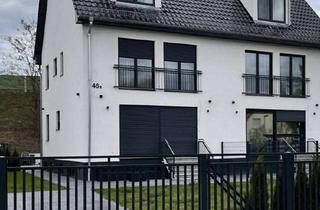 Wohnung mieten in Zeestower Weg 46A, 13591 Staaken, Helle 4 Zimmer Souplexwohnung mit Terrasse und Garten
