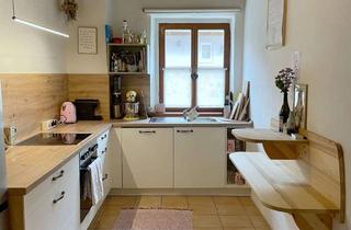 Wohnung mieten in Obere Nabburger Straße 23, 92224 Amberg, Einzigartiges Schmuckstück in der Amberger Altstadt – 3 Zimmer inkl. EBK – auch WG geeignet