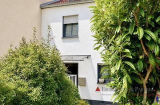 Reihenhaus kaufen in 69126 Heidelberg, Wohnen auf mehreren Ebenen – Charmantes Splitlevel-Reihenhaus mit Terrasse & Garten in Heidelberg