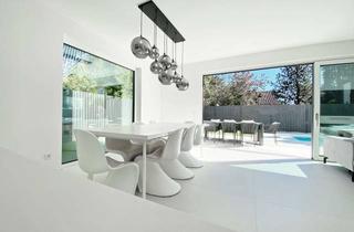 Villa kaufen in 70619 Sillenbuch, Absolute Rarität in Sillenbuch! Freistehende Stadtvilla mit Pool & exklusivem Interieur