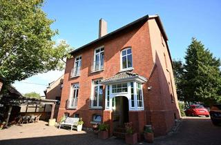Einfamilienhaus kaufen in 30880 Laatzen, Ein Zuhause mit Charakter – großzügiges Einfamilienhaus auf weitläufigem Grundstück