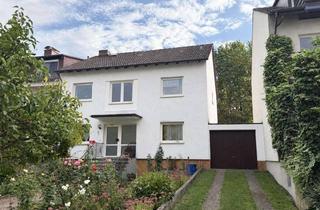 Haus kaufen in 55268 Nieder-Olm, HEMING-IMMOBILIEN - Familienoase im Zentrum von Nieder-Olm