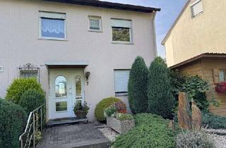 Haus kaufen in 88048 Friedrichshafen, Einfamilien-Reihenendhaus mit Carport und Garage