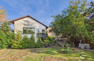 Doppelhaushälfte kaufen in 76857 Albersweiler, Charmant & modernisiert - Doppelhaushälfte mit Kaminofen und Garten
