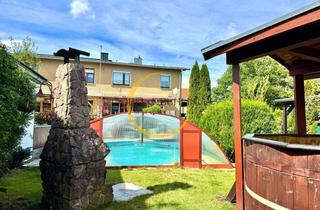 Doppelhaushälfte kaufen in 07570 Weida, Liebevoll gepflegte Doppelhaushälfte mit Pool & Partyhütte in beliebter Lage Weidas