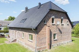 Haus kaufen in 17129 Kruckow, Historisches Gutshaus mit Charakter & viel Platz für bewusstes, ökologisches Wohnen