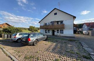 Anlageobjekt in 72813 St. Johann, Attraktive Kapitalanlage mit Ausbaupotential - Freistehendes Mehrfamilienhaus