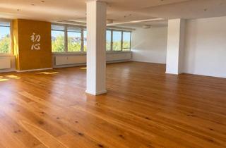 Büro zu mieten in 85716 Unterschleißheim, Provisionsfrei - Großzügige Büro-/Praxisfläche mit viel Tageslicht – ca. 268 m²