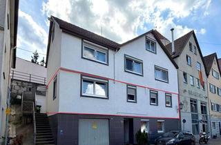 Wohnung kaufen in 89584 Ehingen, Wohnen oder investieren - großzügige 4-Zimmer-Wohnung im Obergeschoss