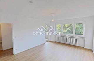 Wohnung mieten in 23558 Lübeck, Schickes Single-Apartment mit EBK und BALKON in Lübeck-Buntekuh