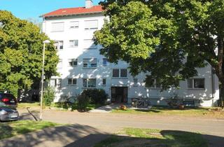 Wohnung kaufen in 79115 Wiehre, Helle 4-Zimmer-Wohnung – Haslach-Schildacker, teilsaniert