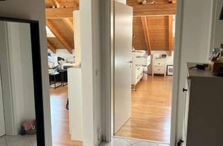 Wohnung mieten in Hirschbergstrasse, 83607 Holzkirchen, Zuhause mit drei Zimmern und Balkon in Holzkirchen
