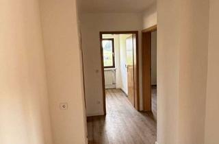 Wohnung mieten in Frühlingstraße, 86559 Adelzhausen, Frisch renovierte 4,5-Zimmer-Wohnung mit großem Garten, 25 m² Terrasse & Stellplatz in Adelzhausen