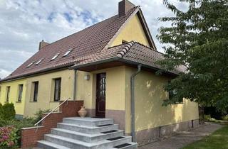 Doppelhaushälfte kaufen in 19067 Leezen, Doppelhaushälfte mit großem Grundstück, Schwimmteich, Doppelcarport und Nebengelass