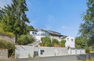 Villa kaufen in 61239 Ober-Mörlen, Individuelle Unternehmer-Villa mit 11 Zimmern und traumhaftem Weitblick
