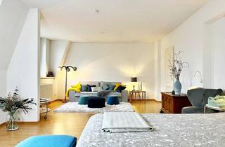 Wohnung kaufen in 42277 Wuppertal, Sonnendurchflutete 3 Zi.- Wohnung im DG inkl. Speicher - mit viel Potenzial