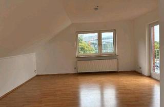 Wohnung kaufen in 23556 Lübeck, Lübeck - Selbst nutzen oder vermieten - großzügig und hell