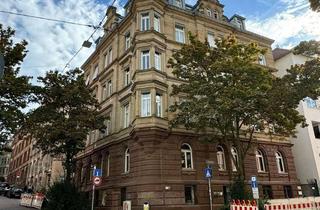 Wohnung kaufen in 70180 Mitte, Zeitlose Eleganz im Heusteigviertel – Repräsentative Altbauwohnung mit Gewerbeeinheit