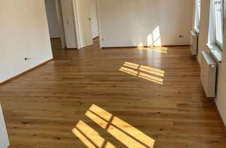 Wohnung mieten in 52428 Jülich, Zentrale Stadtwohnung Jülich-Innenstadt kernsaniert mit Aufzug und Balkon