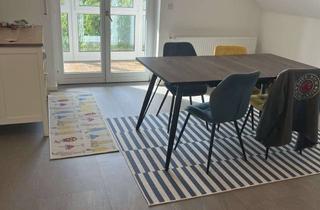 Wohnung mieten in Am Weißen Berg 35, 91085 Weisendorf, 3-Zimmer DG Wohnung mit verglaster Loggia