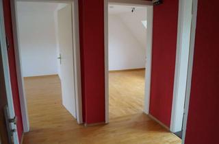 Wohnung mieten in Dornwaldstrasse 19, 76227 Durlach, Schöne 3 Zimmer Dachgeschosswohnung in Karlsruhe bis Juli 2027 befristet zu vermieten