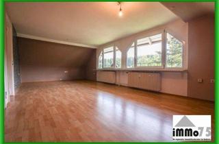 Wohnung kaufen in 75328 Schömberg, außergewöhnliche Dachgeschosswohnung mit großzügigem Raumangebot und Extraräumen