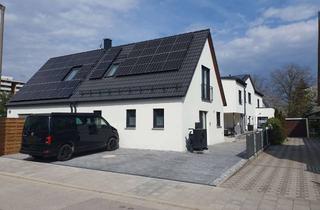 Haus mieten in Westheim 19, 93049 Westenviertel, Modernes Effizienzhaus A+ (KfW 40 QNG) in ruhiger Lage im Westenviertel!