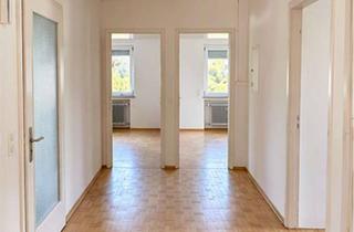 Wohnung mieten in 88400 Biberach, Großzügige 5-Zimmer-Wohnung mit Balkon in ruhiger Stadtlage am Mittelberg