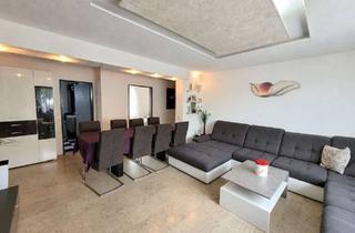 Wohnung kaufen in 72510 Stetten, Platz für alle Träume: 4 Zimmer, Balkon mit Gartenblick und Garage in Stetten a.k.M.