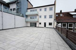 Wohnung mieten in Bahnhofstraße, 91413 Neustadt, Kernsanierte 3-Zimmer-Wohnung mit 200qm Dachterrasse in Neustadt a.d. Aisch
