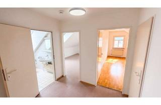 Wohnung mieten in 15320 Neuhardenberg, Gemütlich unterm Dach: 2-Zimmer-Wohnung mit neuen Dachfenstern, ca. 42 m²