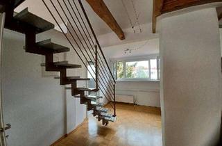 Wohnung mieten in 70186 Ost, Helle freundliche DG-Wohnung mit kleiner Galerie