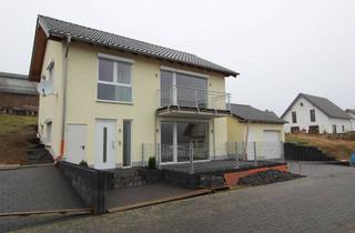 Wohnung mieten in 56729 Virneburg, Schöne 2,5 -Zimmer-Wohnung mit Balkon und Garage in Virneburg