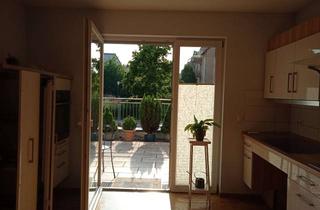 Immobilie mieten in 92637 Weiden, Sofortwohnen in großer Terrassen-Wohnung. Zentrumssnah e