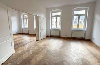 Wohnung kaufen in 01662 Meißen, Bezugsfreie 4-Zimmer-Altbauwohnung mit ca. 104 m², Kachelofen und Balkon in Meißen