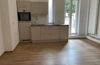 Wohnung kaufen in 90429 Nürnberg, Sanierte 2-Zi-Eigentumswohnung mit Terrasse + kleinem Garten, EBK, 90429 Nürnberg-nahe Datev