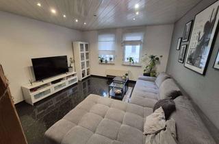 Wohnung kaufen in 70327 Wangen, Von Privat: Freie & Top-gepflegte 62m² Wohnung mit Balkon, Granitböden, Kaminofen & EBK in S-Wangen