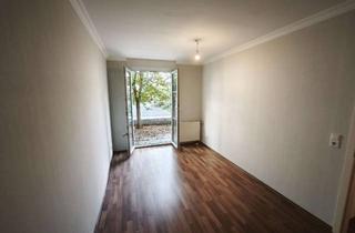 Wohnung kaufen in 65719 Hofheim am Taunus, Charmante 2-Zimmer-Erdgeschosswohnung mit Terrasse und Tiefgaragenstellplatz in Hofheim