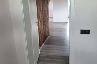 Wohnung mieten in Kreis Straße 89, 66127 Saarbrücken, 3ZKB mit Klimaanlage in Klarenthal Große Terrasse 12m2